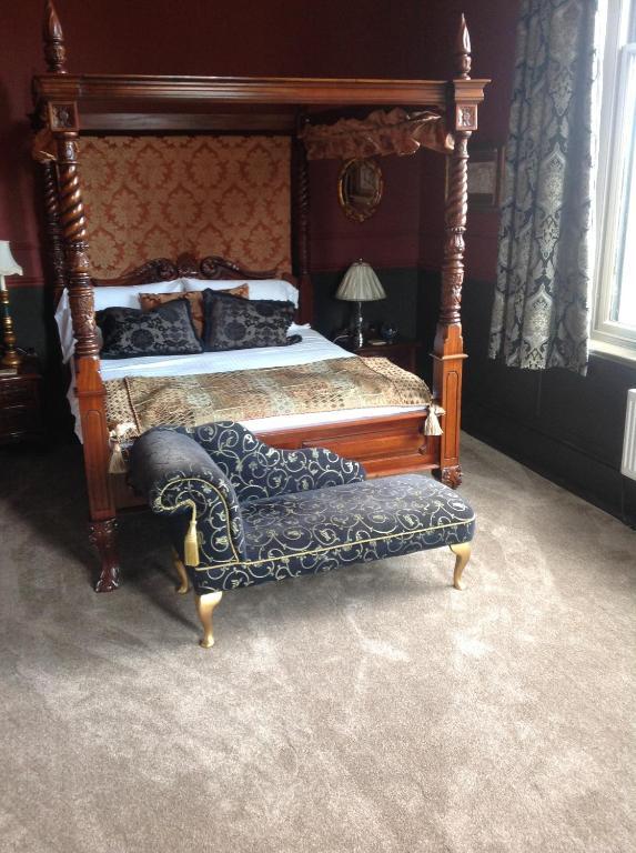 The Retreat Castle Bed & Breakfast Bonnyrigg ภายนอก รูปภาพ