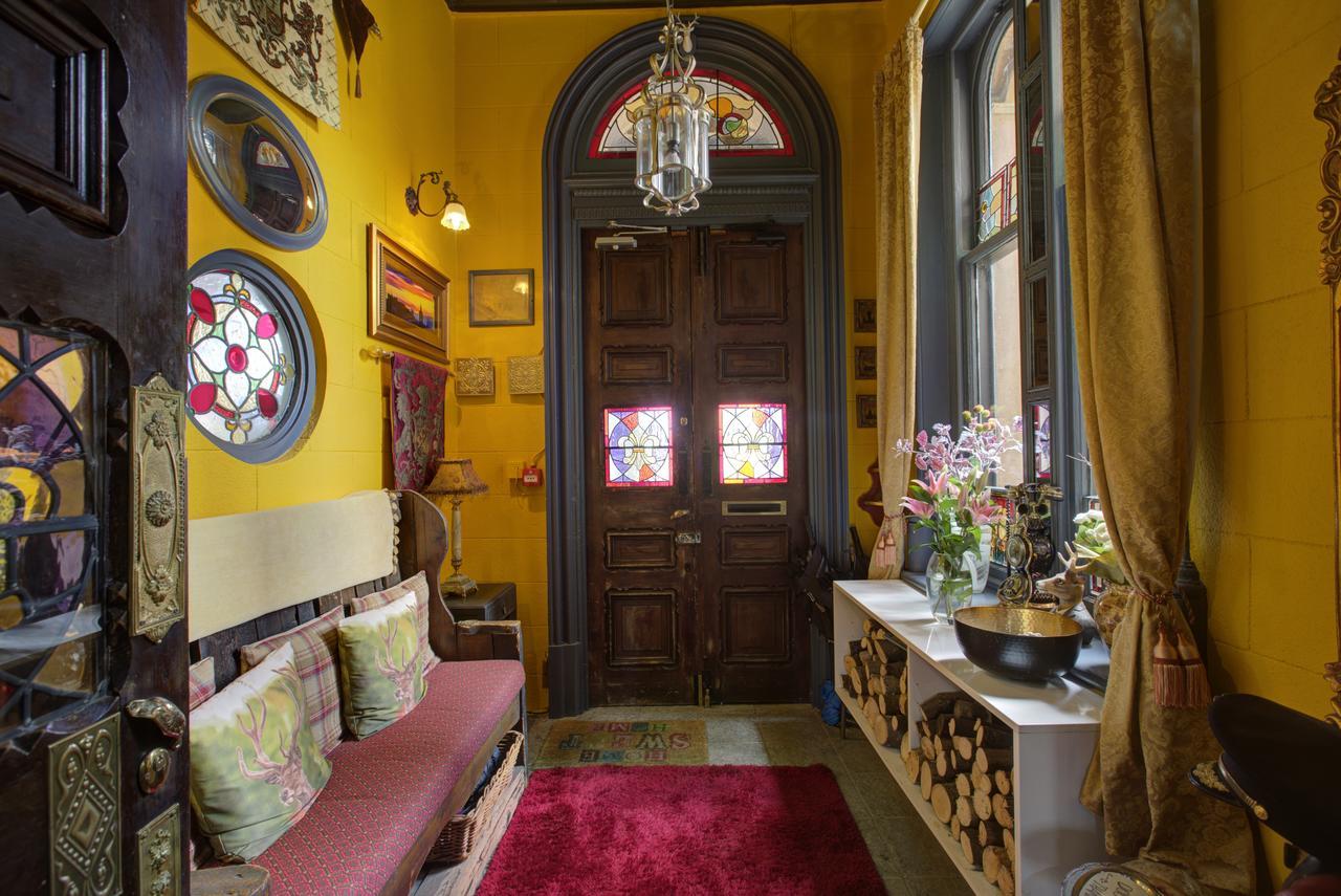 The Retreat Castle Bed & Breakfast Bonnyrigg ภายนอก รูปภาพ